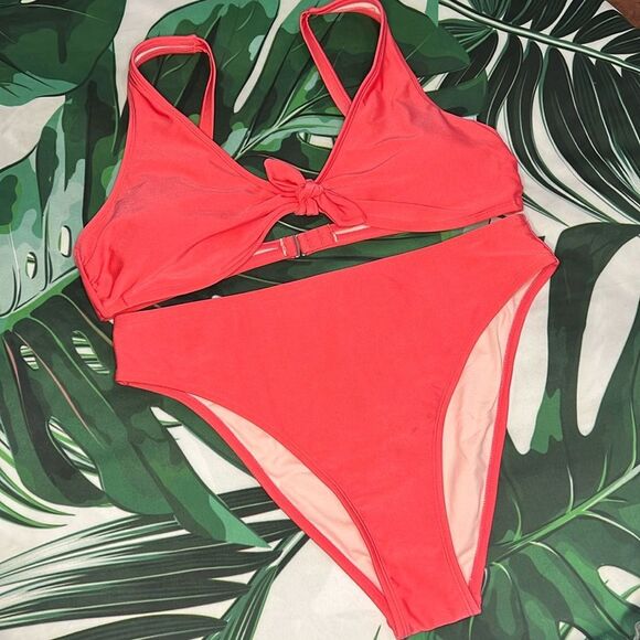 Cupshe pink, two-piece bikini - Picture 1 of 7